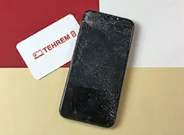 Разбитый экран телефона iPhone