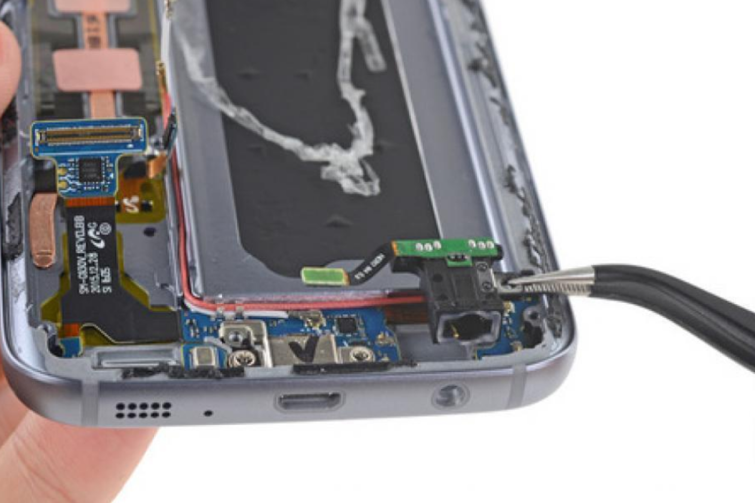 починить Samsung Galaxy S7 edge