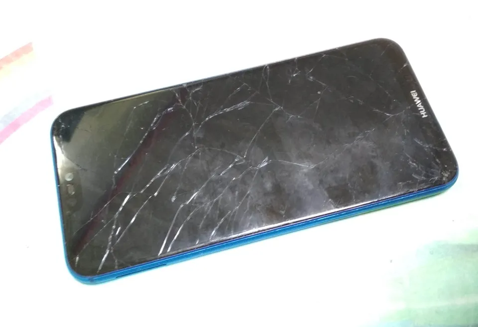 Замена экрана Huawei P20 Lite