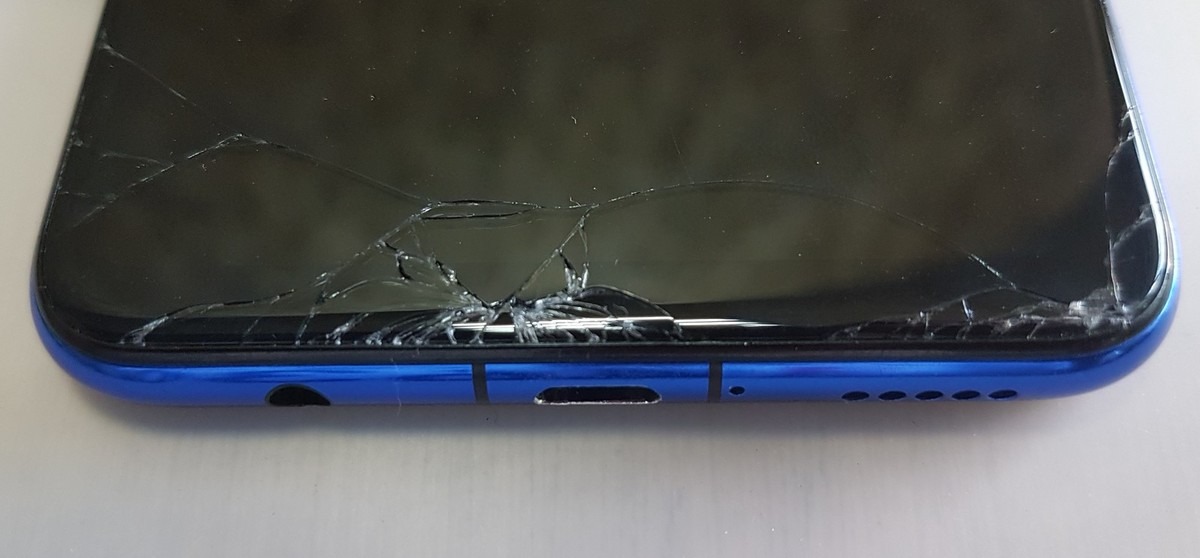 Замена стекла на Huawei P smart